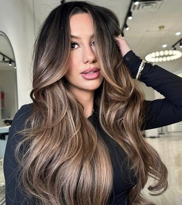 Extensions & Haarverlängerungen – Maßanfertigung auf Anfrage